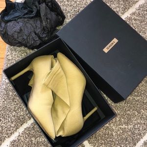 Authentic Yeezy canvas boots 38.5